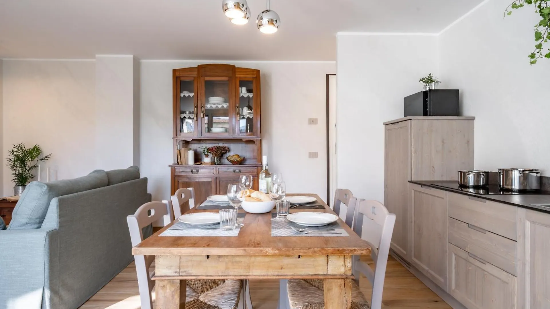 Villa Sunset - Luxury Property With Pool & Large Private Garden And Parking, Few Steps From The Beach, Ideal For Singles, Couples And A Family 데르비오 이탈리아